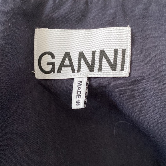 ❌SOLD❌NWOT Ganni Mixed Stripe Dark Indigo Denim Buster Top & Shorts Set💙🤍💙 - Picture 7 of 16